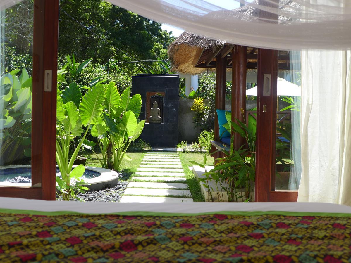 Simon'S Suite Mangsit Exterior foto